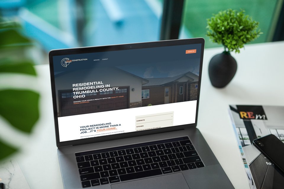 GlusConstruction_WebsiteMockup_OrangemossCreative